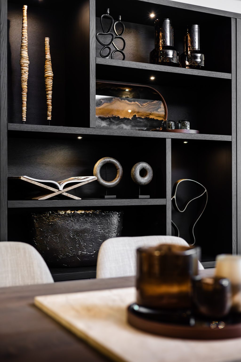 Kast met accessoires